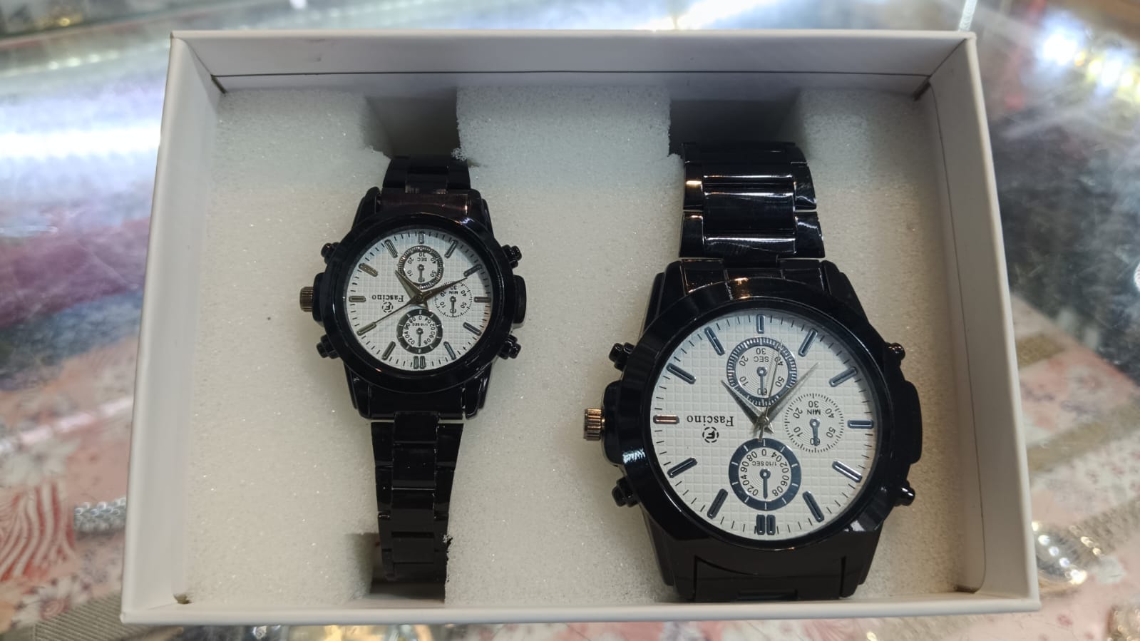 Beautiful Couple Watch