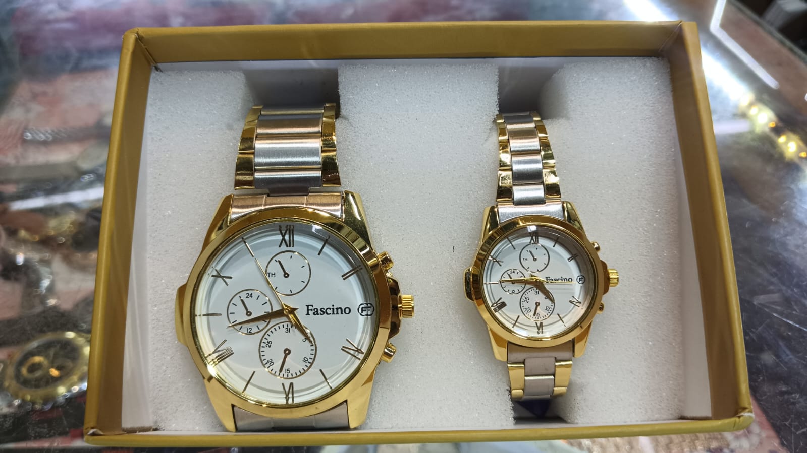 BEAUTIFUL COUPLE WATCH SET