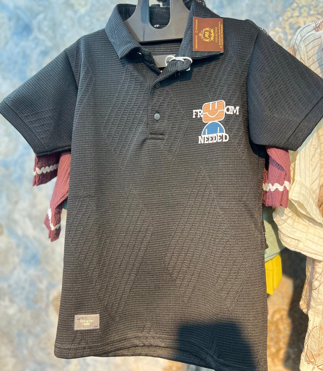 T-SHIRT